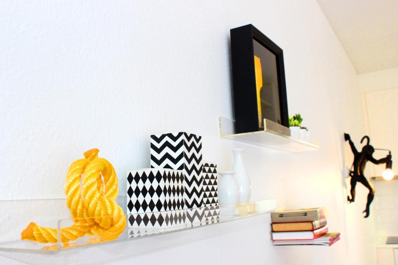Warm Yellow Albufeira Luaran gambar