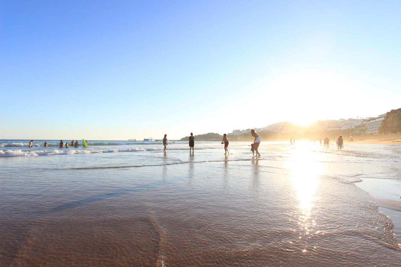 Warm Yellow Albufeira Luaran gambar
