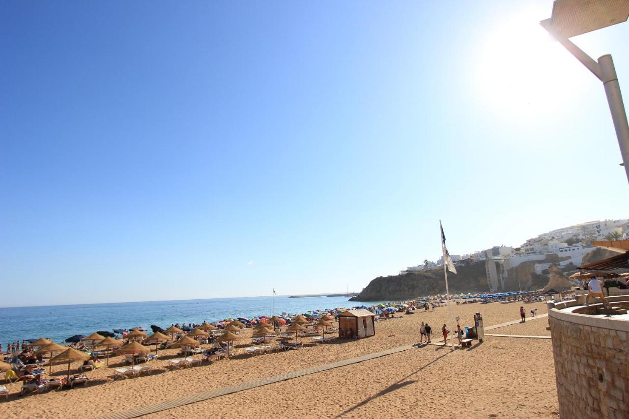 Warm Yellow Albufeira Luaran gambar